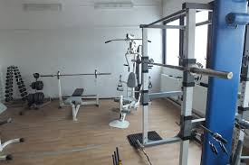 Kyselina ml��n� vznik� v lidsk�m t�le p�i intenzivn� n�maze